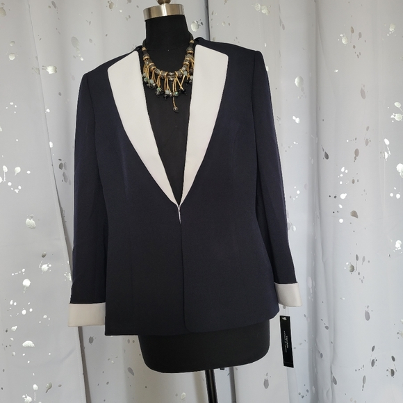 Tahari Tuxedo Style Blazer Navy Blue and White - Picture 2 of 12